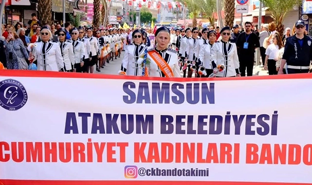 Atakum'un sesi oldular: Cumhuriyet Kadınları Bandosu o karnavalda!
