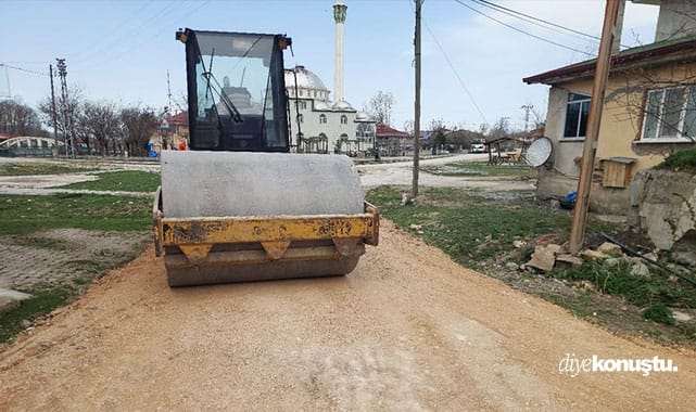 Ladik Belediyesi aralıksız çalışıyor