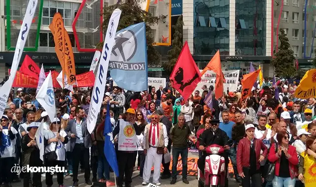 Samsun'da 1 Mayıs fotoğrafları: Çığlık, slogan, direniş Samsun'da 1 Mayıs fotoğrafları: Çığlık, slogan, direniş