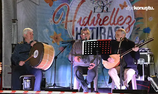 Hıdırellez ateşi Atakum sahilinde yandı Hıdırellez ateşi Atakum sahilinde yandı