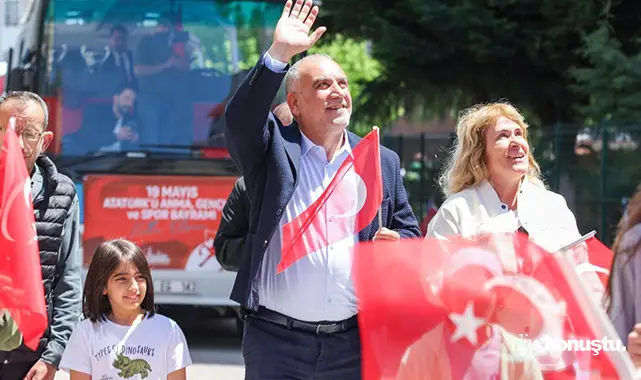 Canik’te 19 Mayıs coşkusu sokaklara taştı Canik’te 19 Mayıs coşkusu sokaklara taştı