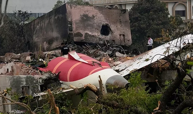 Facianın ardındaki 32 saniye: Air India kazası Boeing’e yeni kriz yarattı