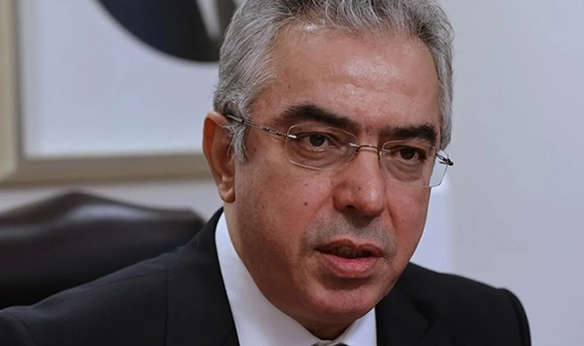 Mehmet Uçum: Türkiye’nin ihtiyacı yeni bir anayasadır 1 Mehmet Uçum: Türkiye’nin ihtiyacı yeni bir anayasadır