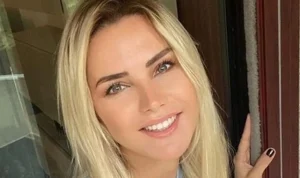 Samsunlu sunucu hakkında çarpıcı iddia: Hem ağabeyi, hem kardeşiyle…