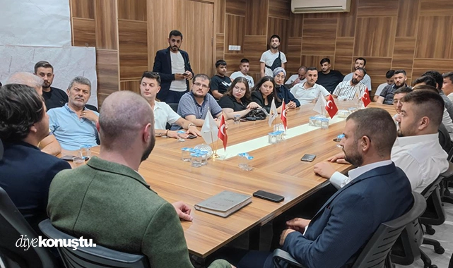 AK Gençlik İlkadım’da bayrak değişimi