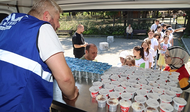 Canik Belediyesinden tatli ve soguk ikram 3