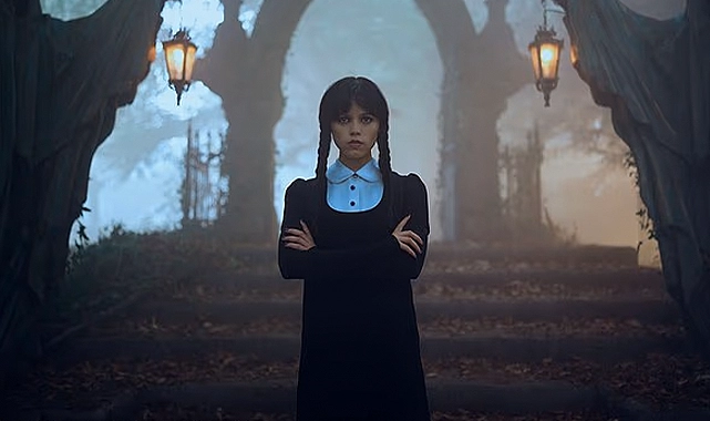 Wednesday hayranlarının ortak şikayeti: 2. sezon geldi ama…