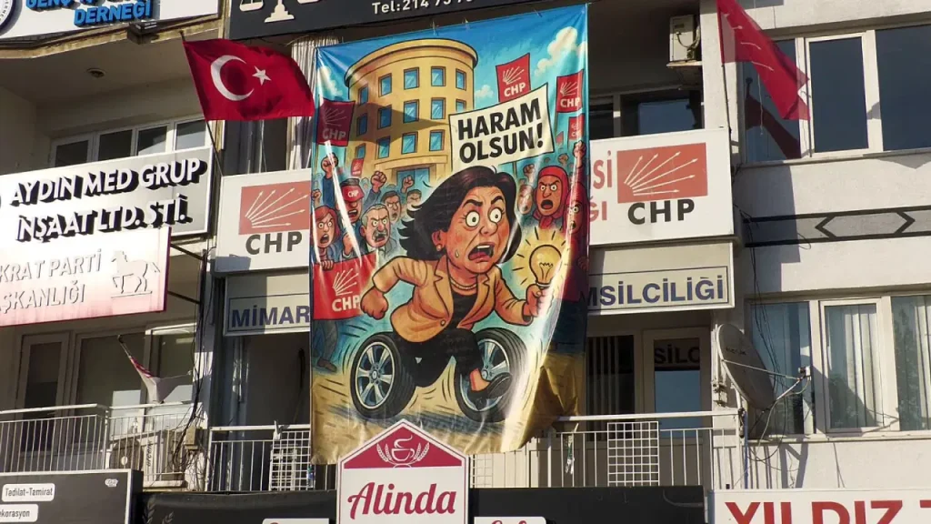 Yargı o pankart için devrede: CHP'ye Çerçioğlu soruşturması 2 Yargi o pankart icin devrede CHPye Cercioglu sorusturmasi 3