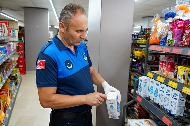 İlkadım’da hileli gıdaya gıda geçit yok 4 Ilkadimda hileli gidaya gida gecit yok 5