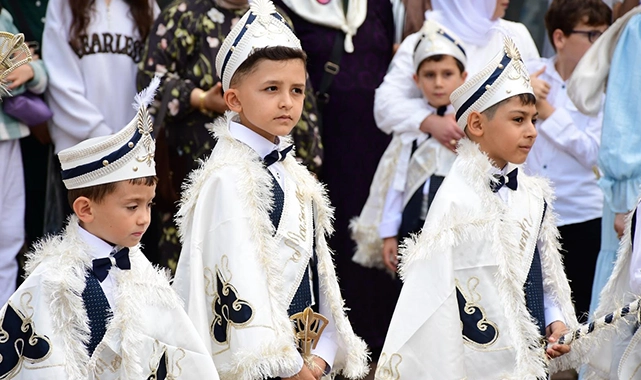 Terme’de geleneksel şölen: 5. sünnet etkinliği coşkuya dönüştü 5 Termede geleneksel solen 5. sunnet etkinligi coskuya donustu2