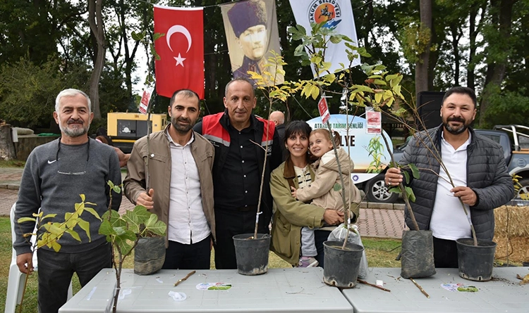 Karadeniz’de bir ilk: Atakum Tarım Şenliği üreticileri ve vatandaşları buluşturdu 15 Karadenizde bir ilk Atakum Tarim Senligi ureticileri ve vatandaslari bulusturdu 14