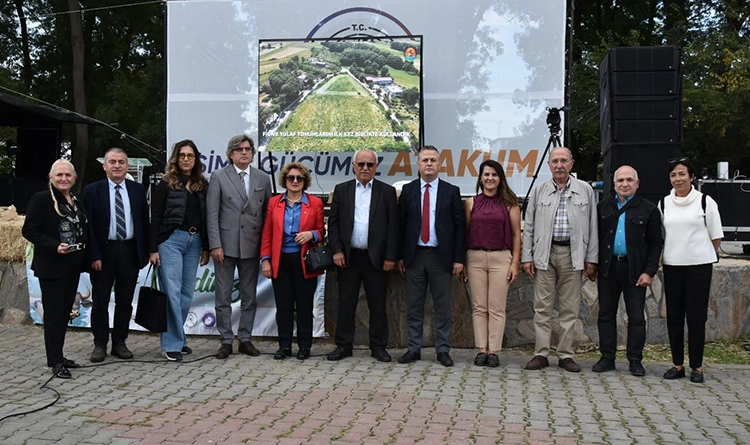Karadeniz’de bir ilk: Atakum Tarım Şenliği üreticileri ve vatandaşları buluşturdu 11 Karadenizde bir ilk Atakum Tarim Senligi ureticileri ve vatandaslari bulusturdu 7