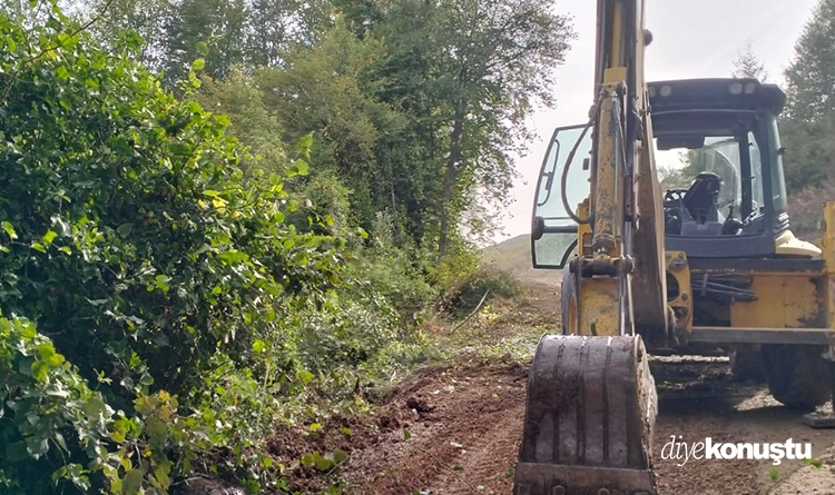 Kavak’ta yol mesaisi: Başkan Şerif Ün hedef büyüttü 4 Kavakta yol mesaisi 3