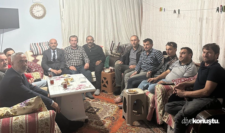 MHP Samsun sahaya indi: Terörsüz Türkiye hedefi anlatılıyor 7 MHP Samsun sahaya indi Terorsuz Turkiye hedefi anlatiliyor 6