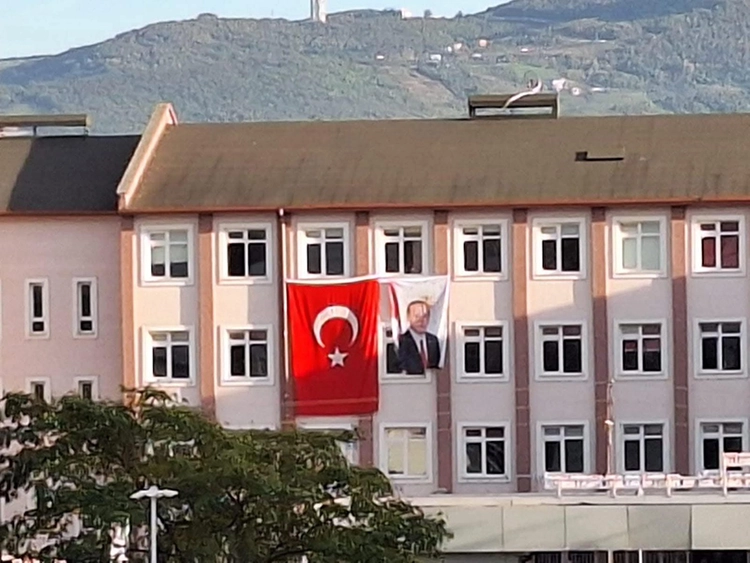 Samsun’daki o okulda Atatürk posteri yok! CHP'li Nazan Güneysu'dan tepki 2 Samsundaki o okulda Ataturk posteri yok CHPli Nazan Guneysudan tepki 2