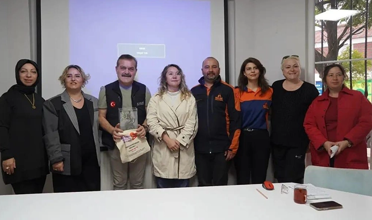 Atakum’da afet bilinçlendirme eğitimleri devam ediyor 3 Atakumda afet bilinclendirme egitimleri devam ediyor 1