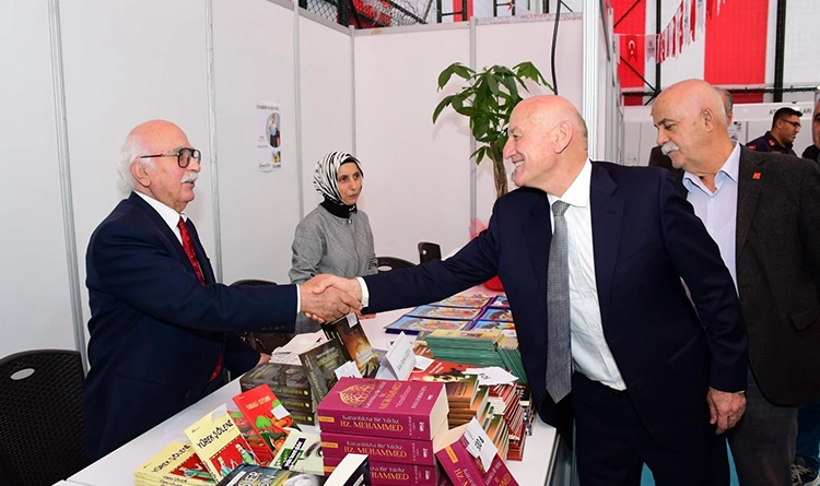 Edebiyatın kalbi Terme'de atıyor: 2. Kitap Günleri'ne görkemli açılış 2 Edebiyatin kalbi Termede atiyor 5
