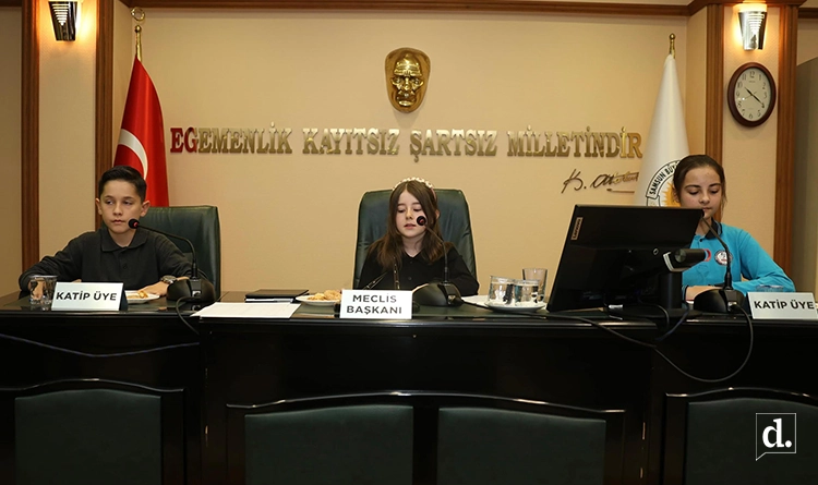 Miniklerin günü: Büyükşehir’den 17 ilçeye anlamlı çocuk etkinliği