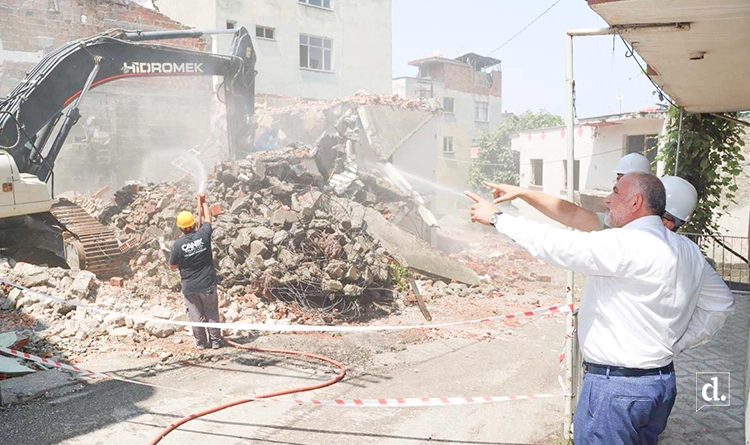 Samsun Canikte donusum basladi 741 bina yikiliyor 2