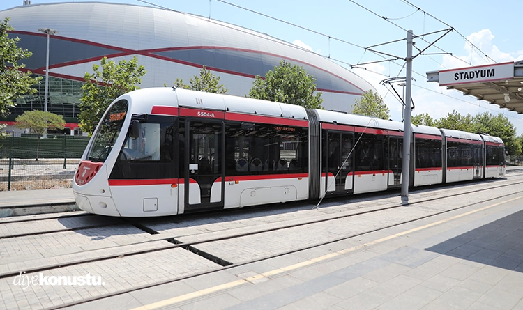 Samsun’da tramvay koltukları yenilendi: Yanmaz malzeme kullanıldı 8 Samsunda tramvay koltuklari yenilendi 7