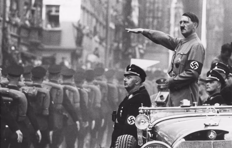 Hitler'in DNA'sı incelendi: Tartışma konusu oldu, işte genetik sırları 10 adolf hitler ordu selam 4