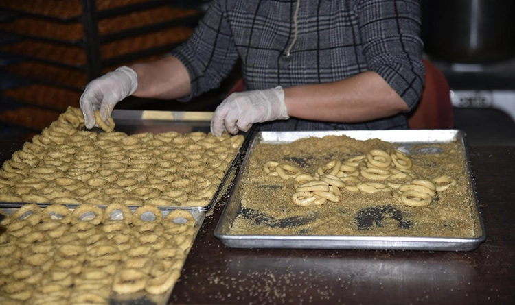 Atakum Belediyesi kandil simidi dağıttı
