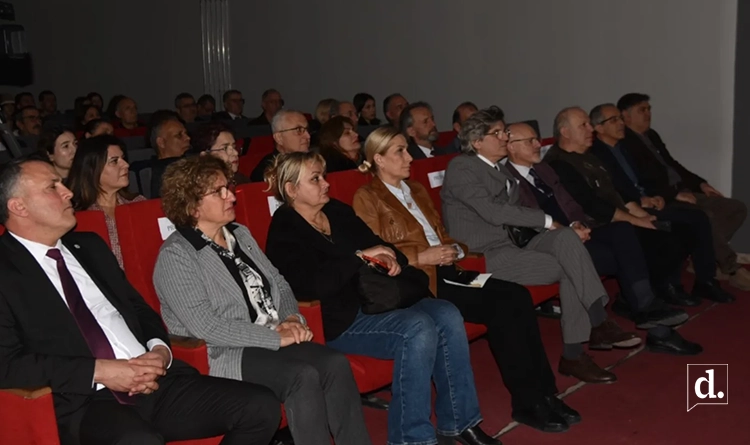 Atakum Kent Konseyinden 22Toprak Bilinci22 paneli 7