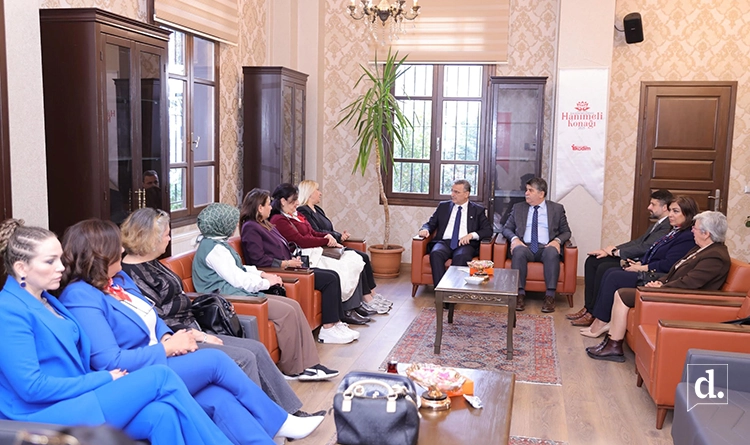 Başkan İhsan Kurnaz’dan kadın muhtarlara övgü: Gücümüze güç katıyorlar 4 Baskan Ihsan Kurnazdan kadin muhtarlara ovgu Gucumuze guc katiyorlar 3