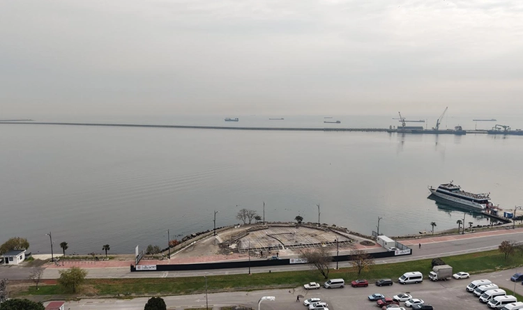 Büyükşehir’den Samsun'da deniz kenarına yeni balık restoranı