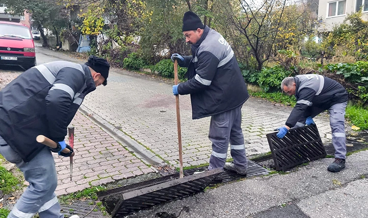 Canik’te sağanak alarmı: Mazgallar tek tek temizleniyor