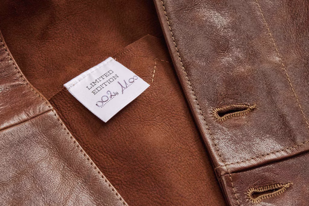 Iste TL fiyati Levis Einsteinin ikonik ceketini yalnizca 800 adet uretti 4