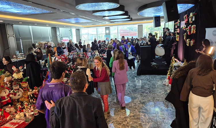 Şenliğin geliri öğrencilere gidecek: Mutluluğun Kanatları Derneği'nden muhteşem açılış