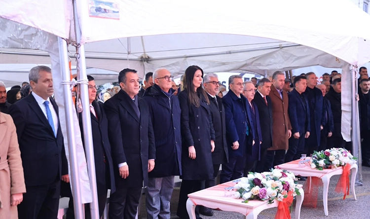 Samsun'da Hanımeli Konağı açıldı: İhsan Kurnaz’dan kadınlara güçlü destek