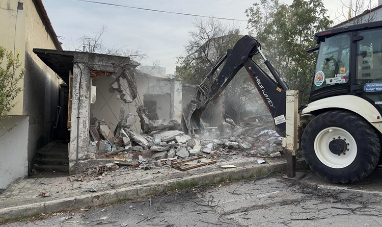 Serhat Turkel Metruk yapilara gecit yok 3