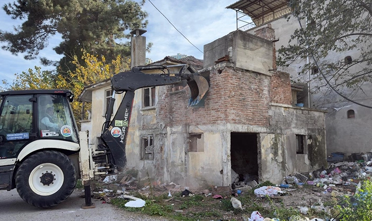 Serhat Turkel Metruk yapilara gecit yok 4