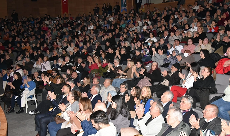 Aşık Mahzuni Şerif anısına unutulmaz gece