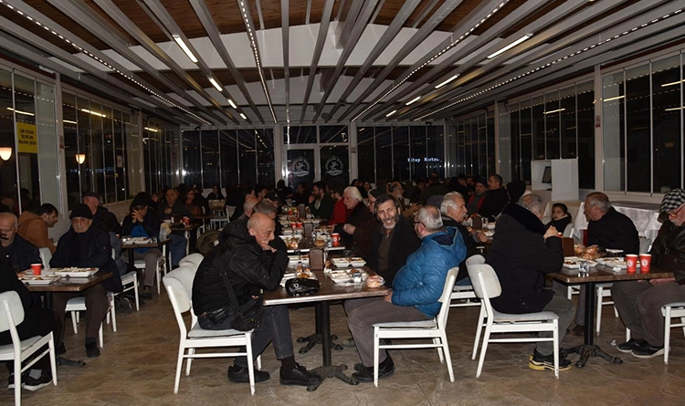 Atakum Belediyesi’nden Ramazan dayanışması: Ücretsiz iftar başladı Atakum Belediyesi’nden Ramazan dayanışması: Ücretsiz iftar başladı