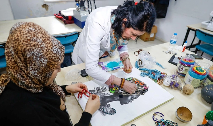 İlkadım’da atık malzemeler el emeğiyle hayata dönüyor