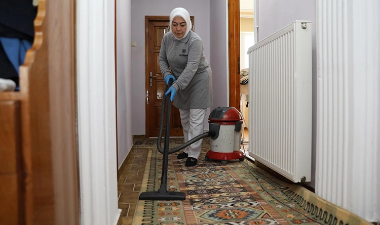 Samsun'da yalnızlığa şefkat eli: Büyükşehir umut oluyor Samsun'da yalnızlığa şefkat eli: Büyükşehir umut oluyor