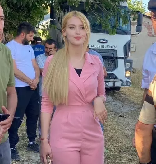 Günlerce konuşulmuştu! 'Barbie kaymakam' Samsun'a resmen atandı