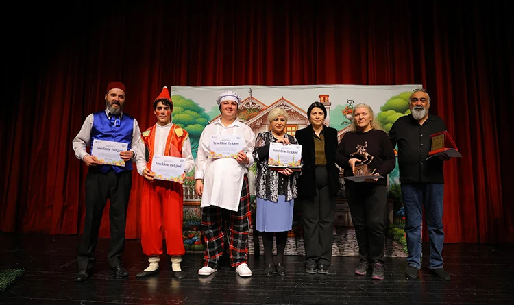 8. Samsun Uluslararası Tiyatro Festivali başladı