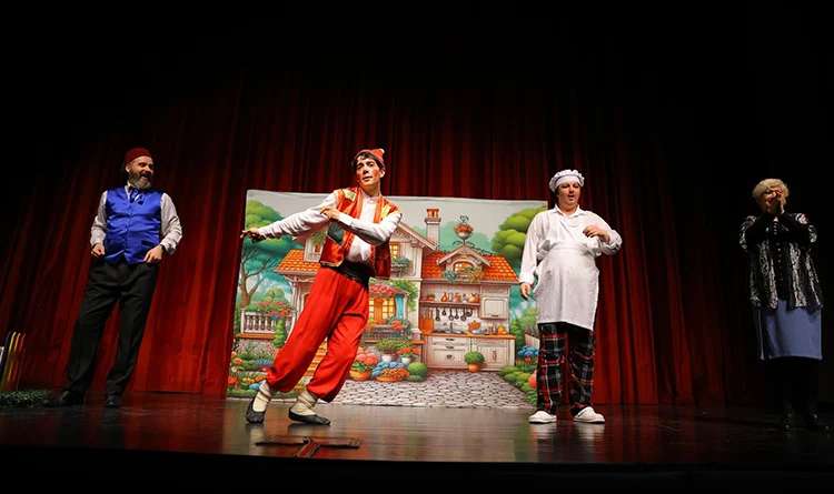 8. Samsun Uluslararası Tiyatro Festivali başladı