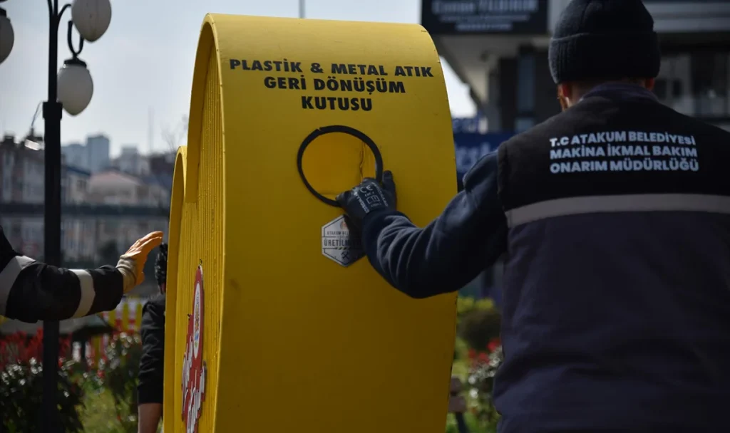 Atakum’da Sıfır Atık hamlesi: Geri dönüşüm kutuları kentte