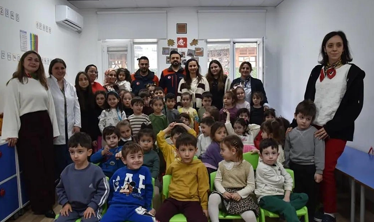 Atakum'da miniklere afet eğitimi 