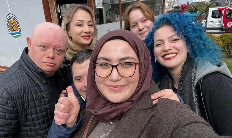Atakumlu özel öğrencilerden geri dönüşüme katkı 