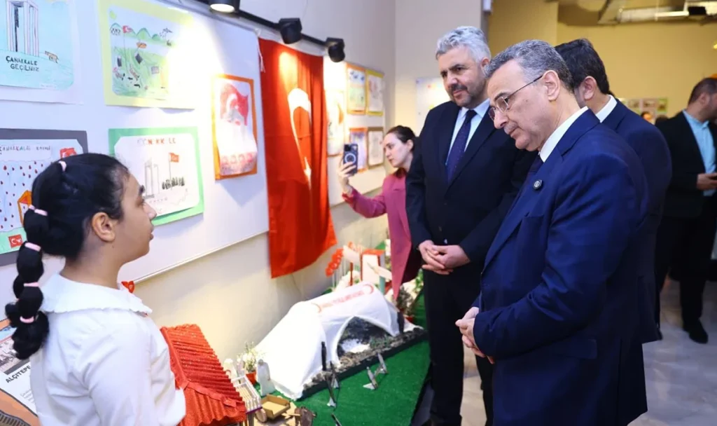 Başkan İhsan Kurnaz'dan okullara yakın takip Başkan İhsan Kurnaz'dan okullara yakın takip