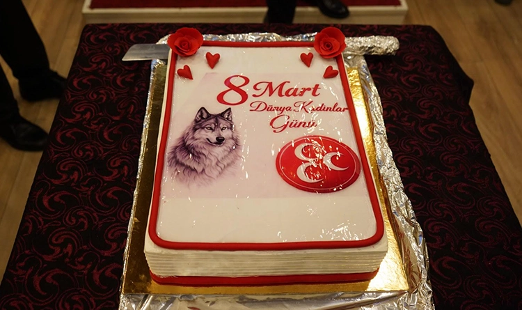 Burhan Mucur: Kadınlar toplumun temel gücüdür