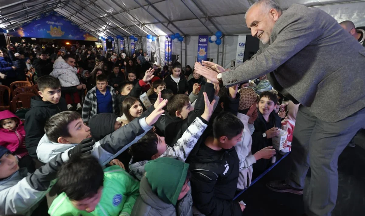 Canik’te mahallelerde Ramazan coşkusu