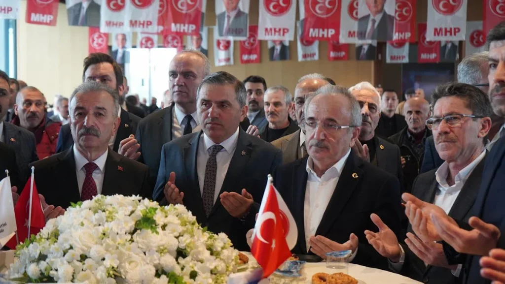 Devlet Bahçeli'ye MHP Samsun'dan açılış daveti Devlet Bahçeli'ye MHP Samsun'dan açılış daveti