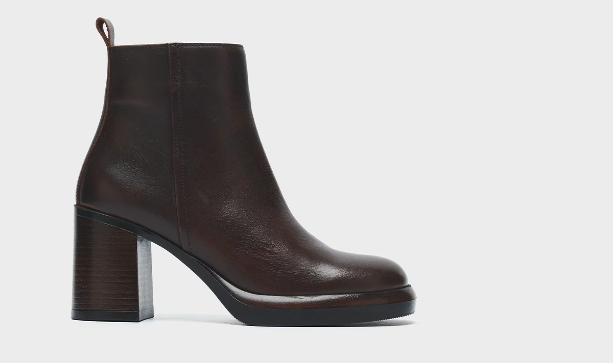 Kış şıklığının vazgeçilmezi topuklu bot modelleri